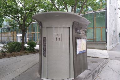 Toilettes publiques à St-Laurent