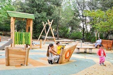 Aire de jeux près du 149e RI